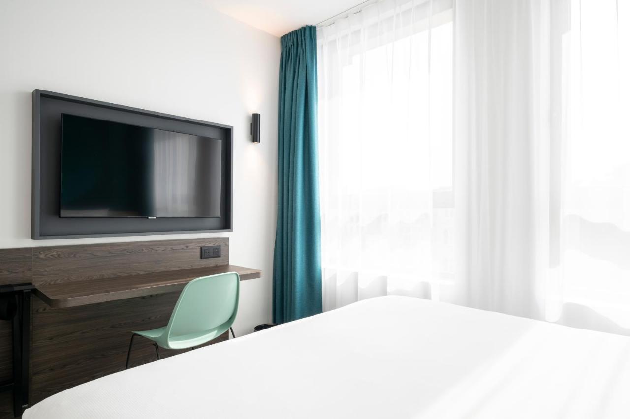 B&B Hotel Mechelen Bagian luar foto