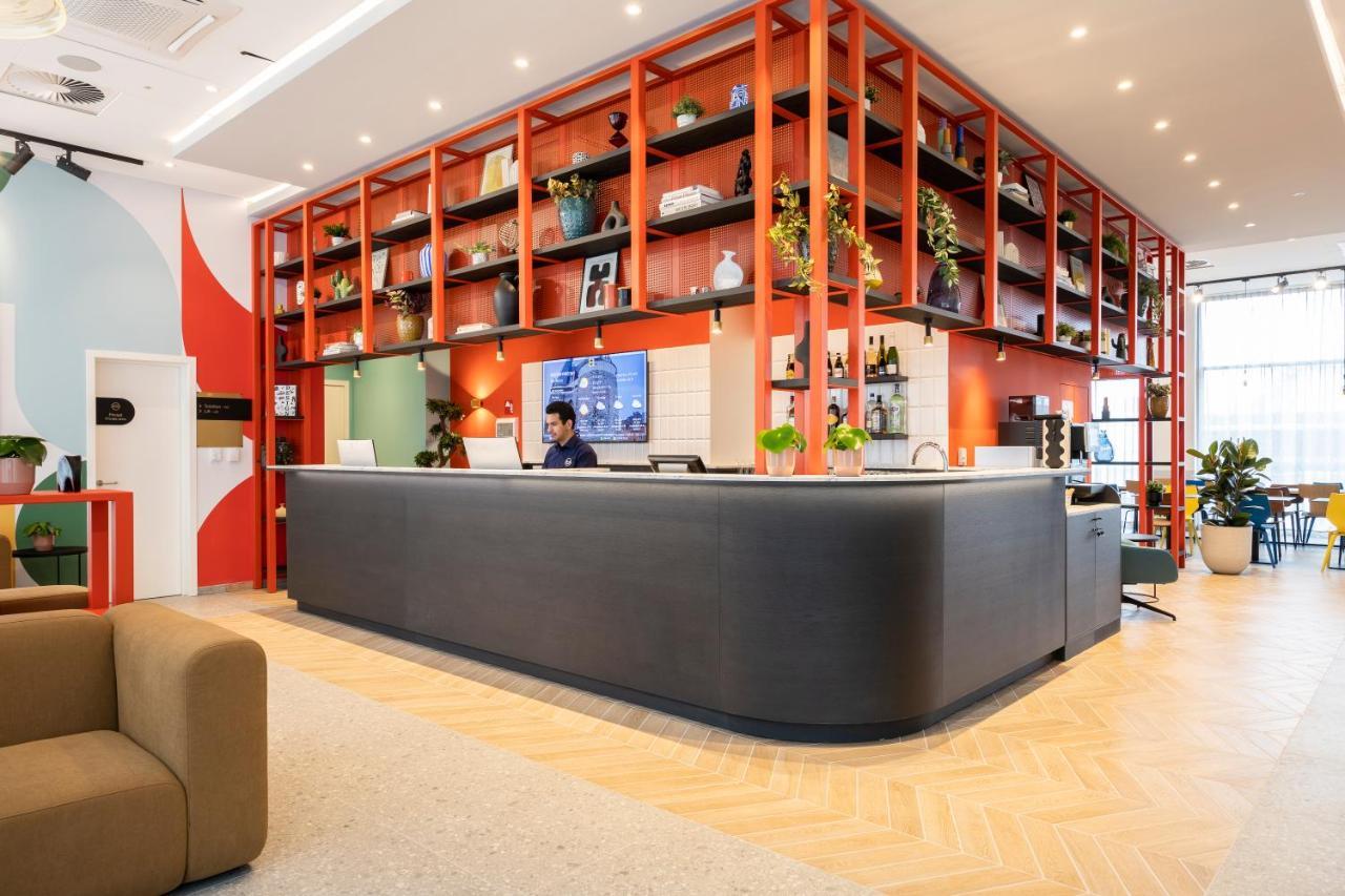 B&B Hotel Mechelen Bagian luar foto