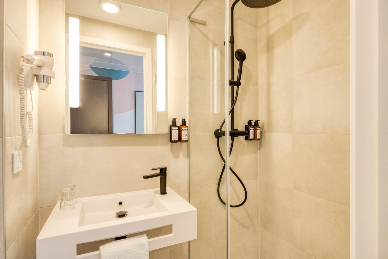 B&B Hotel Mechelen Bagian luar foto