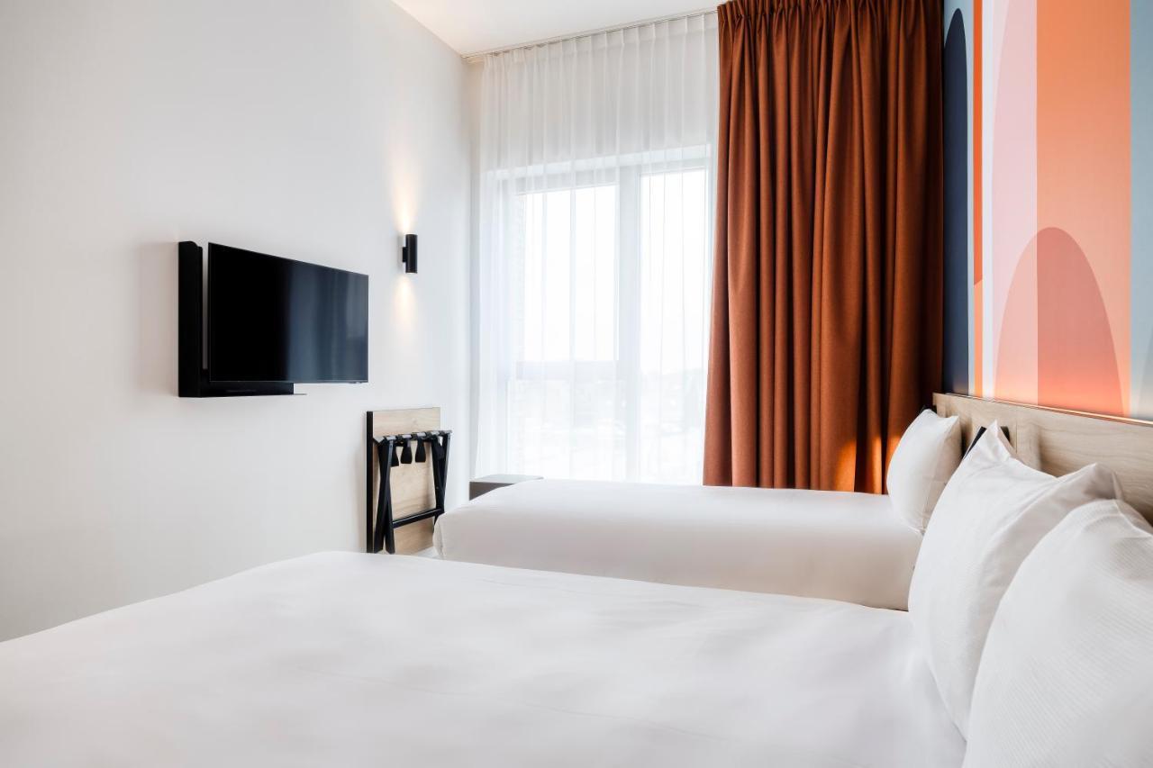B&B Hotel Mechelen Bagian luar foto